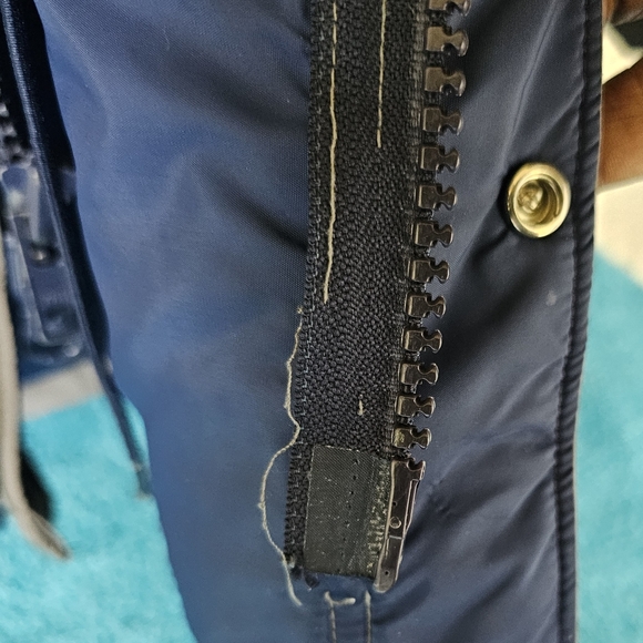 Vintage 90's Woolrich Gray Full-Zip Snap Liner Hooded Cargo Jacket Men's Medium - Picture 7 of 10